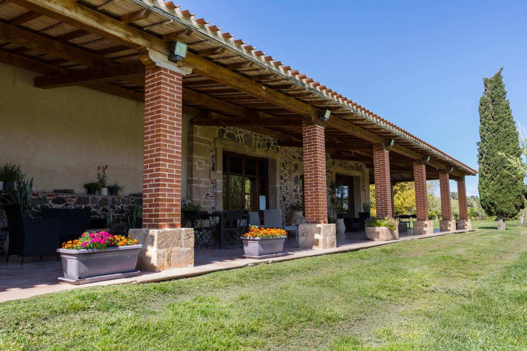 Agriturismo Il Giglio Oristano Exterior foto